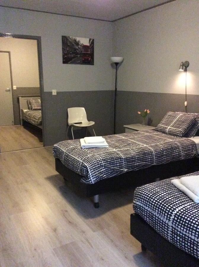 Hotel Den Berg Geertruidenberg Bagian luar foto